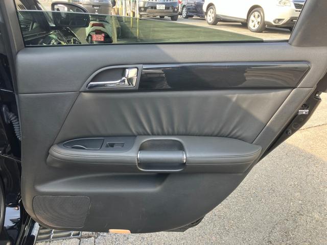 フーガ ＧＴスポーツＰスタイリッシュブラックＬＴＤＩＩ　Ｖ８エンジン　１オーナー　黒革　純正エアロ　純正ＯＰクリアテール　専用１９アルミ　シートベンチレーション　助手席電動オットマン　純正ＤＶＤナビ　６連ＣＤ　バック＆サイドカメラ　スマートキー　キセノン（58枚目）