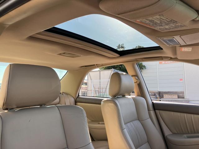 ウィンダム ３．０Ｇ　コーチエディション　後期型　Ｖ６／１ＭＺエンジン　サンルーフ　専用ＣＯＡＣＨ製レザーシート　純正メッキ１５アルミ　ウッドコンビハンドル／インパネ　キーレス　クルコン　ゴールドエンブレム　ＨＩＤ　オートライト　フォグランプ（14枚目）