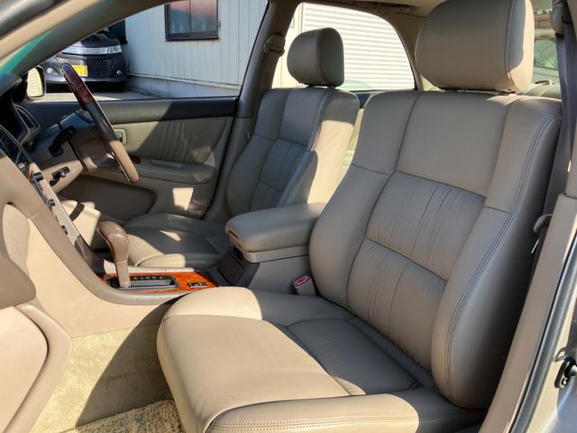 ウィンダム ３．０Ｇ　コーチエディション　後期型　Ｖ６／１ＭＺエンジン　サンルーフ　専用ＣＯＡＣＨ製レザーシート　純正メッキ１５アルミ　ウッドコンビハンドル／インパネ　キーレス　クルコン　ゴールドエンブレム　ＨＩＤ　オートライト　フォグランプ（16枚目）