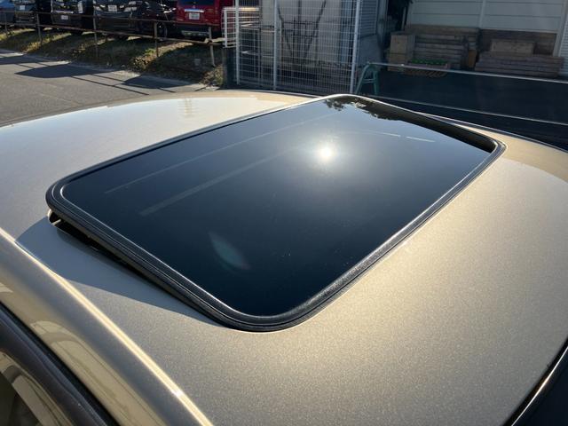 ウィンダム ３．０Ｇ　コーチエディション　後期型　Ｖ６／１ＭＺエンジン　サンルーフ　専用ＣＯＡＣＨ製レザーシート　純正メッキ１５アルミ　ウッドコンビハンドル／インパネ　キーレス　クルコン　ゴールドエンブレム　ＨＩＤ　オートライト　フォグランプ（38枚目）