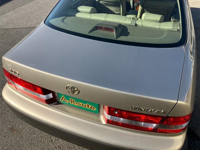 ウィンダム ３．０Ｇ　コーチエディション　後期型　Ｖ６／１ＭＺエンジン　サンルーフ　専用ＣＯＡＣＨ製レザーシート　純正メッキ１５アルミ　ウッドコンビハンドル／インパネ　キーレス　クルコン　ゴールドエンブレム　ＨＩＤ　オートライト　フォグランプ（41枚目）