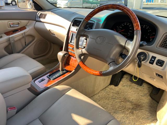 ウィンダム ３．０Ｇ　コーチエディション　後期型　Ｖ６／１ＭＺエンジン　サンルーフ　専用ＣＯＡＣＨ製レザーシート　純正メッキ１５アルミ　ウッドコンビハンドル／インパネ　キーレス　クルコン　ゴールドエンブレム　ＨＩＤ　オートライト　フォグランプ（50枚目）