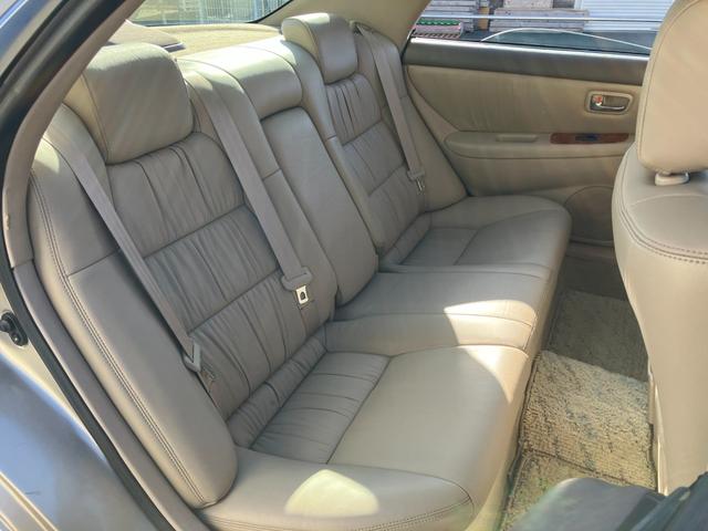 ウィンダム ３．０Ｇ　コーチエディション　後期型　Ｖ６／１ＭＺエンジン　サンルーフ　専用ＣＯＡＣＨ製レザーシート　純正メッキ１５アルミ　ウッドコンビハンドル／インパネ　キーレス　クルコン　ゴールドエンブレム　ＨＩＤ　オートライト　フォグランプ（58枚目）