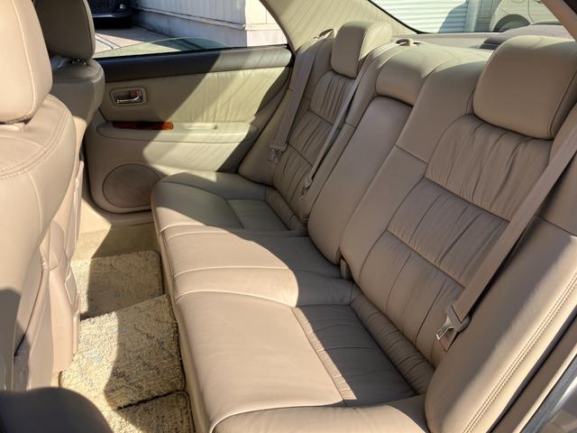 ウィンダム ３．０Ｇ　コーチエディション　後期型　Ｖ６／１ＭＺエンジン　サンルーフ　専用ＣＯＡＣＨ製レザーシート　純正メッキ１５アルミ　ウッドコンビハンドル／インパネ　キーレス　クルコン　ゴールドエンブレム　ＨＩＤ　オートライト　フォグランプ（59枚目）