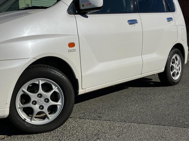 ディンゴ シュタイフ　テディベアエディション　特別仕様車　１オーナー　専用内装　ウッドコンビハンドル　コラムシフト　ベンチシート　キーレス　ＥＴＣ　純正ＣＤ／ラジオ　純正フロアマット　取説／保証書　プライバシーガラス　電格ミラー　純正１４アルミ（9枚目）