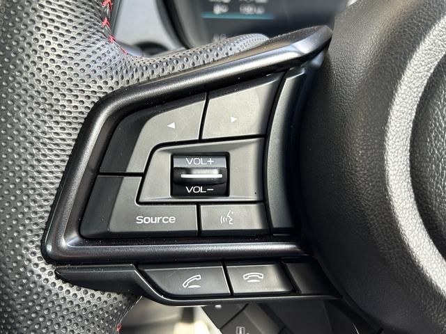 ＷＲＸ Ｓ４ ＧＴ－Ｈ　ＥＸ　純正大型ナビ　ＣＤ／ＤＶＤプレーヤー　アイサイトＸ搭載　１１．６インチ大型モニター　液晶メーター　１８インチアルミ　前席パワーシート　ステアリング連動ヘッドライト　フロント・サイド・バックカメラ　ＣＤ／ＤＶＤプレーヤー　ＥＴＣ２．０（21枚目）