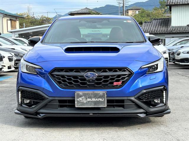 ＷＲＸ Ｓ４ Ｓ４　ＳＴＩスポーツＲ　ＥＸ　レカロシート　１８インチアルミ　ＳＴＩエアロ　大型センターモニター　液晶メーター　誤後退ブレーキサポート　フロント・サイド・バックカメラ　ＬＥＤヘッドランプ１８インチアルミホイール　全車速追従クルーズコントロール　ＥＴＣ２．０（4枚目）