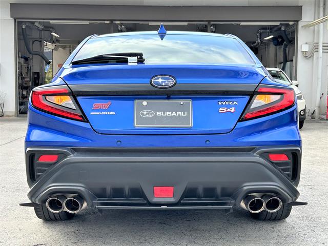 ＷＲＸ Ｓ４ Ｓ４　ＳＴＩスポーツＲ　ＥＸ　レカロシート　１８インチアルミ　ＳＴＩエアロ　大型センターモニター　液晶メーター　誤後退ブレーキサポート　フロント・サイド・バックカメラ　ＬＥＤヘッドランプ１８インチアルミホイール　全車速追従クルーズコントロール　ＥＴＣ２．０（5枚目）