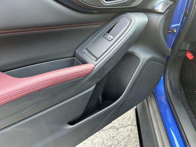 ＷＲＸ Ｓ４ Ｓ４　ＳＴＩスポーツＲ　ＥＸ　レカロシート　１８インチアルミ　ＳＴＩエアロ　大型センターモニター　液晶メーター　誤後退ブレーキサポート　フロント・サイド・バックカメラ　ＬＥＤヘッドランプ１８インチアルミホイール　全車速追従クルーズコントロール　ＥＴＣ２．０（10枚目）