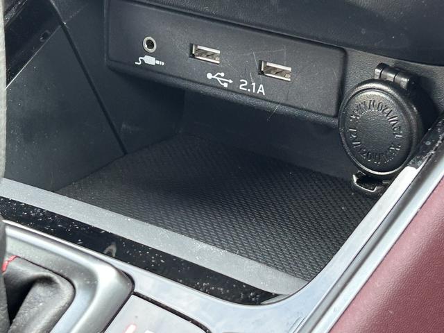 ＷＲＸ Ｓ４ Ｓ４　ＳＴＩスポーツＲ　ＥＸ　レカロシート　１８インチアルミ　ＳＴＩエアロ　大型センターモニター　液晶メーター　誤後退ブレーキサポート　フロント・サイド・バックカメラ　ＬＥＤヘッドランプ１８インチアルミホイール　全車速追従クルーズコントロール　ＥＴＣ２．０（21枚目）