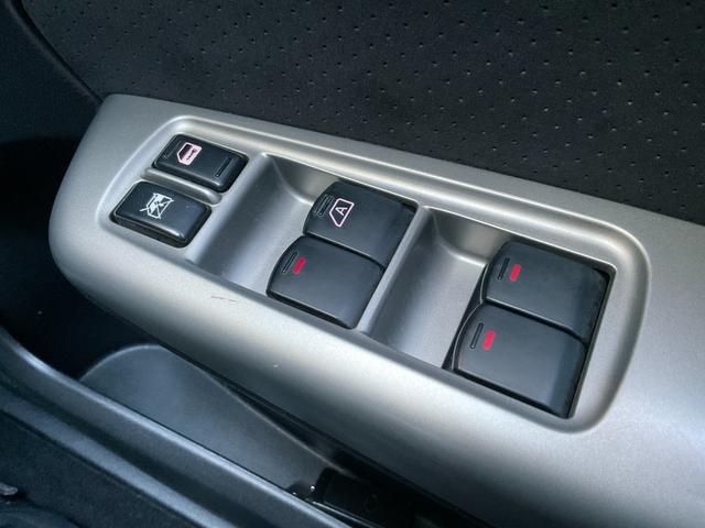 エクシーガ ２．５ｉ－Ｓアルカンターラセレクション　４ＷＤ　ＥＴＣ　ナビ　ＴＶ　オートクルーズコントロール　ＨＩＤ　サンルーフ　スマートキー　電動格納ミラー　３列シート　ＣＶＴ　アルミホイール　ＣＤ　ＤＶＤ再生　Ｂｌｕｅｔｏｏｔｈ　盗難防止システム（21枚目）