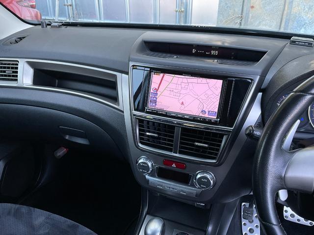 エクシーガ ２．５ｉ－Ｓアルカンターラセレクション　４ＷＤ　ＥＴＣ　ナビ　ＴＶ　オートクルーズコントロール　ＨＩＤ　サンルーフ　スマートキー　電動格納ミラー　３列シート　ＣＶＴ　アルミホイール　ＣＤ　ＤＶＤ再生　Ｂｌｕｅｔｏｏｔｈ　盗難防止システム（42枚目）