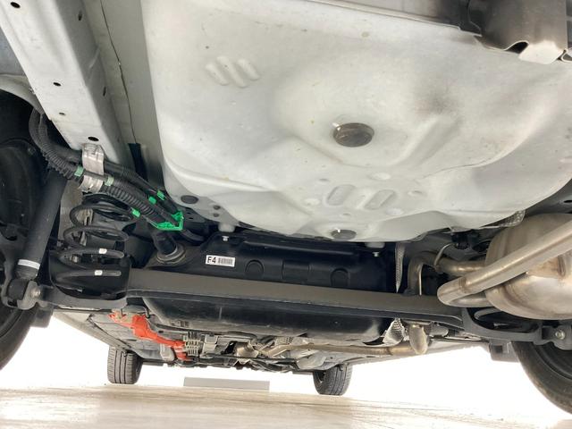 カローラアクシオ ハイブリッドＧ　セーフティセンスＣ（衝突軽減ブレーキ／車線逸脱警報／ＡＴハイビーム）／クルコン／ベージュ色シート／純正ナビ／フルセグＴＶ／ＤＶＤ／Ｂｌｕｅｔｏｏｔｈ／Ｂカメラ／スマートキー＆プッシュスタート／ＥＴＣ（15枚目）