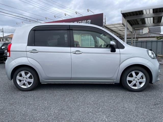 TOYOTA PORTE G