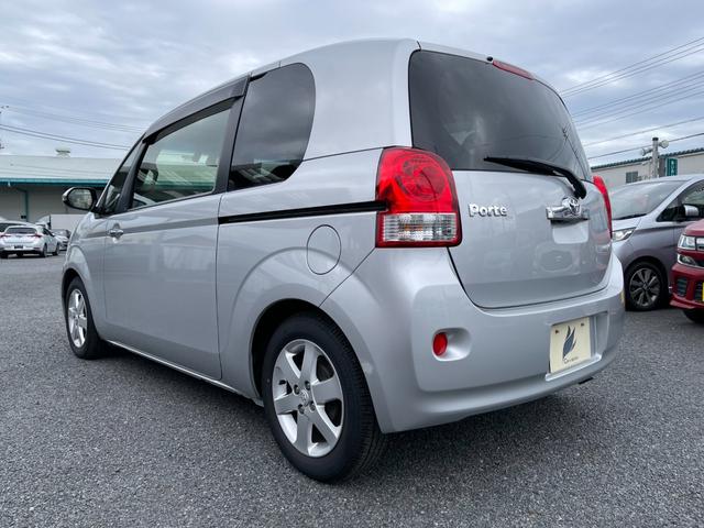 TOYOTA PORTE G