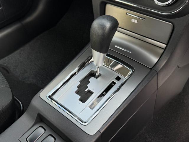 ギャランフォルティス エクシード　最終型／４ＷＤ／メモリーナビ／ＣＤ／ＤＶＤ／ＴＶ／ＳＤ／Ｂカメラ／ＥＴＣ／キーレス／ｉ－ｓｔｏｐ／ＭＴモード付ＡＴ／ウィンカードアミラー／横滑り防止（31枚目）