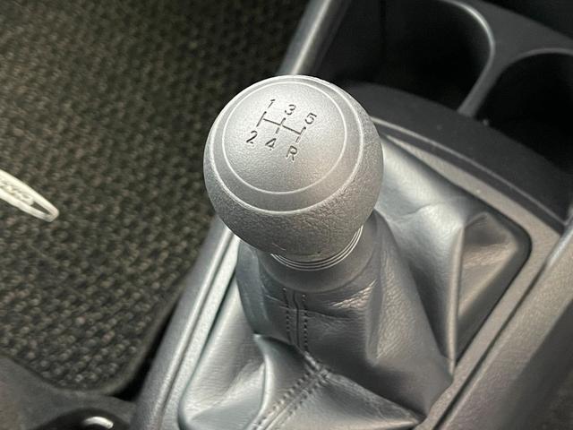 カローラアクシオ 1.5G 1オーナー/5速MT/セーフティセンスC/プリクラッシュセーフティ/車線逸脱警報/オートマチックハイビーム/CD/USB/キーレス/ETC/横滑り防止(10枚目)