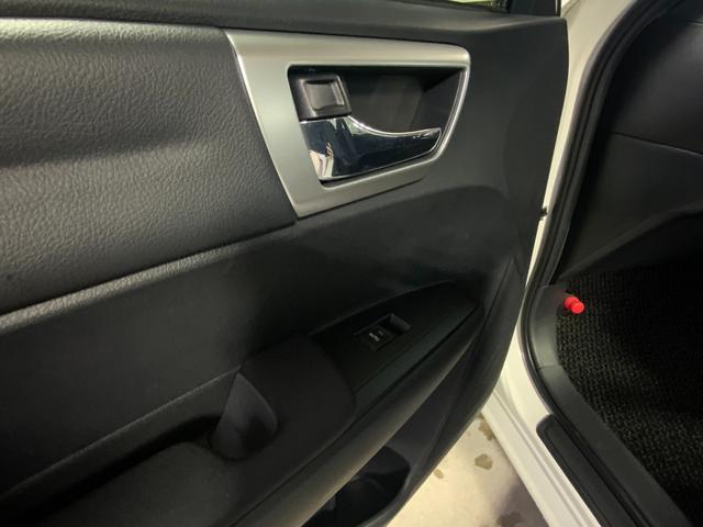 カローラアクシオ 1.5G 1オーナー/5速MT/セーフティセンスC/プリクラッシュセーフティ/車線逸脱警報/オートマチックハイビーム/CD/USB/キーレス/ETC/横滑り防止(21枚目)