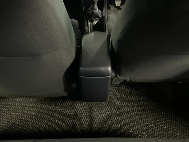 カローラアクシオ 1.5G 1オーナー/5速MT/セーフティセンスC/プリクラッシュセーフティ/車線逸脱警報/オートマチックハイビーム/CD/USB/キーレス/ETC/横滑り防止(25枚目)