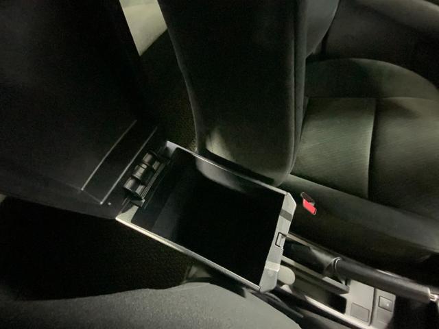 カローラアクシオ 1.5G 1オーナー/5速MT/セーフティセンスC/プリクラッシュセーフティ/車線逸脱警報/オートマチックハイビーム/CD/USB/キーレス/ETC/横滑り防止(29枚目)