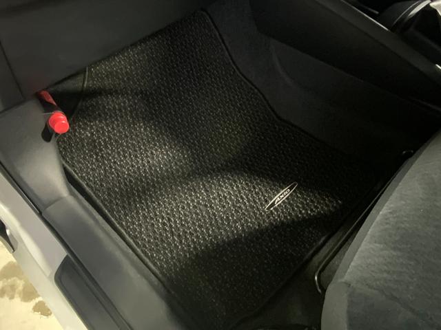 カローラアクシオ 1.5G 1オーナー/5速MT/セーフティセンスC/プリクラッシュセーフティ/車線逸脱警報/オートマチックハイビーム/CD/USB/キーレス/ETC/横滑り防止(30枚目)