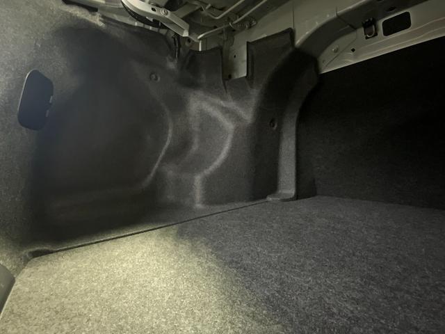 カローラアクシオ 1.5G 1オーナー/5速MT/セーフティセンスC/プリクラッシュセーフティ/車線逸脱警報/オートマチックハイビーム/CD/USB/キーレス/ETC/横滑り防止(32枚目)