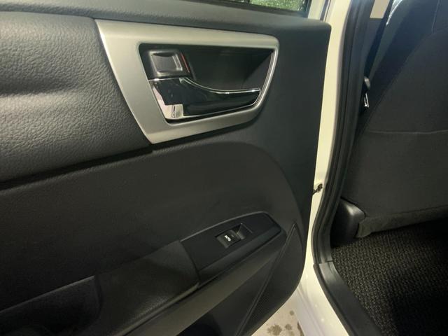 カローラアクシオ 1.5G 1オーナー/5速MT/セーフティセンスC/プリクラッシュセーフティ/車線逸脱警報/オートマチックハイビーム/CD/USB/キーレス/ETC/横滑り防止(40枚目)