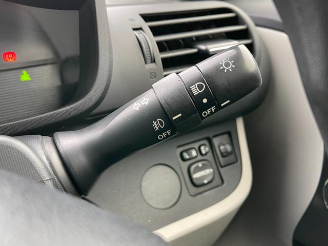 TOYOTA IQ 130G X PACKAGE