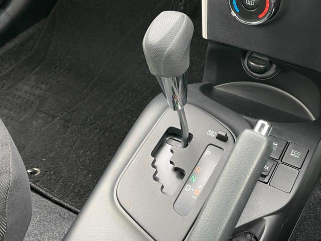 TOYOTA IQ 130G X PACKAGE