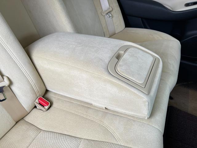 クラウンハイブリッド ロイヤルサルーン 1オーナー/Tコネクトナビ/セーフティセンスP/衝突軽減/レーダークルーズ/Aハイビーム/CD/DVD/BR/TV/BT/Bカメラ/ETC/レーダークルーズ/シートヒーター/Pシート/純正16AW(25枚目)