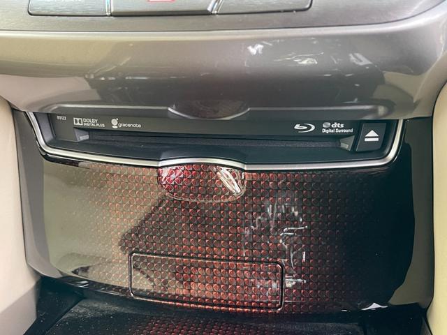 クラウンハイブリッド ロイヤルサルーン 1オーナー/Tコネクトナビ/セーフティセンスP/衝突軽減/レーダークルーズ/Aハイビーム/CD/DVD/BR/TV/BT/Bカメラ/ETC/レーダークルーズ/シートヒーター/Pシート/純正16AW(32枚目)