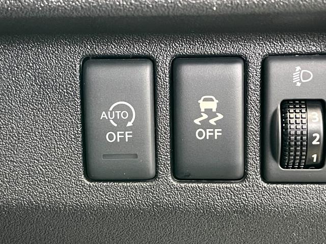 マーチ X Vセレクション ワンオーナー/VDC/アイドリングストップ/プライバシーガラス/インテリジェントキー・プッシュスタート(3枚目)