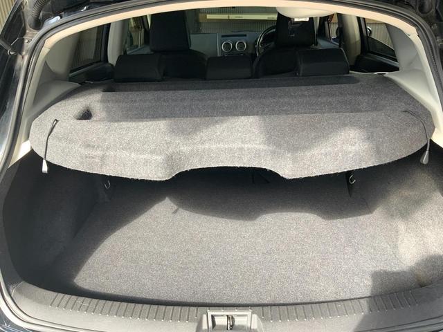 デュアリス ２０Ｇ　後期型／ＨＩＤヘッド／Ｆフォグランプ／オートライト／スタイリッシュガラスルーフ／ＡＷ／革巻きステアリング／プッシュ式ＡＡＣ／インテリジェントキー／社外ストラーダナビ／ＴＶ／ＤＶＤ／バックカメラ／ＥＴＣ（20枚目）