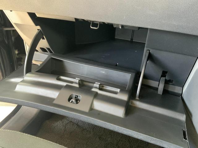 デュアリス ２０Ｇ　後期型／ＨＩＤヘッド／Ｆフォグランプ／オートライト／スタイリッシュガラスルーフ／ＡＷ／革巻きステアリング／プッシュ式ＡＡＣ／インテリジェントキー／社外ストラーダナビ／ＴＶ／ＤＶＤ／バックカメラ／ＥＴＣ（46枚目）