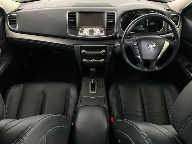 ティアナ 250XL スポーティセレクション 黒革/カーウィングスHDDナビ/S&Bカメラ/HID/プッシュ&スマート/Pシート/Pオットマン/純正17AW/左右独立AAC/CD/DVD/TV/BT/USB/Mサーバー/ETC/オートライト(2枚目)