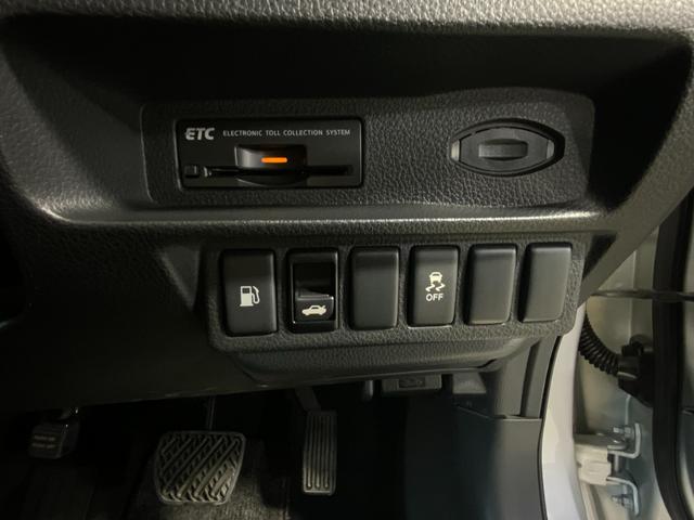 ティアナ 250XL スポーティセレクション 黒革/カーウィングスHDDナビ/S&Bカメラ/HID/プッシュ&スマート/Pシート/Pオットマン/純正17AW/左右独立AAC/CD/DVD/TV/BT/USB/Mサーバー/ETC/オートライト(24枚目)