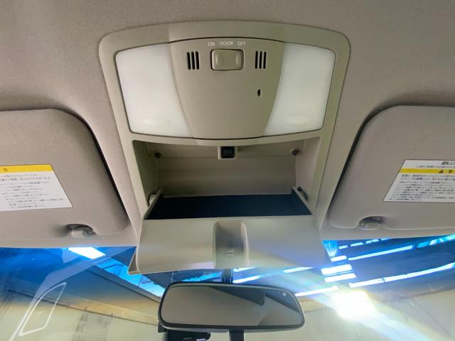 ティアナ 250XL スポーティセレクション 黒革/カーウィングスHDDナビ/S&Bカメラ/HID/プッシュ&スマート/Pシート/Pオットマン/純正17AW/左右独立AAC/CD/DVD/TV/BT/USB/Mサーバー/ETC/オートライト(31枚目)