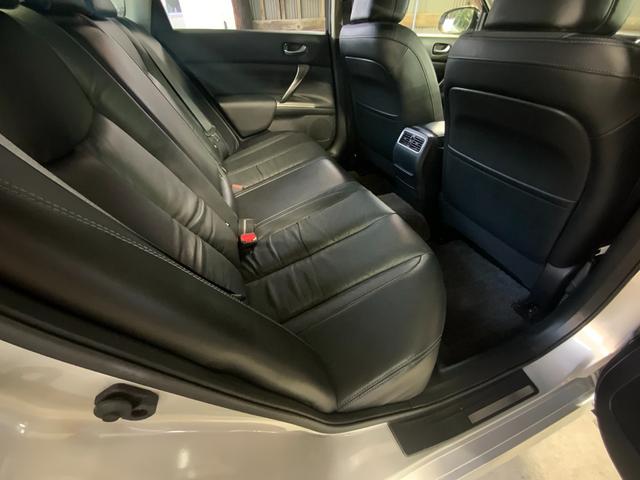 ティアナ 250XL スポーティセレクション 黒革/カーウィングスHDDナビ/S&Bカメラ/HID/プッシュ&スマート/Pシート/Pオットマン/純正17AW/左右独立AAC/CD/DVD/TV/BT/USB/Mサーバー/ETC/オートライト(40枚目)