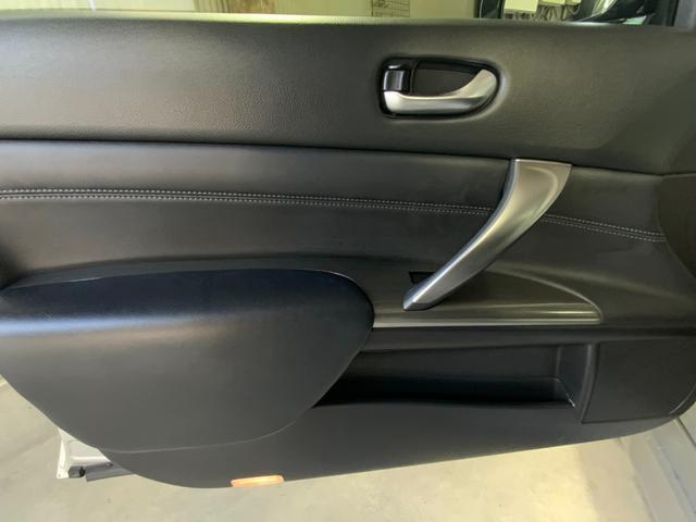 ティアナ 250XL スポーティセレクション 黒革/カーウィングスHDDナビ/S&Bカメラ/HID/プッシュ&スマート/Pシート/Pオットマン/純正17AW/左右独立AAC/CD/DVD/TV/BT/USB/Mサーバー/ETC/オートライト(47枚目)