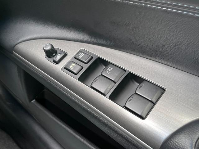 ティアナ 250XL スポーティセレクション 黒革/カーウィングスHDDナビ/S&Bカメラ/HID/プッシュ&スマート/Pシート/Pオットマン/純正17AW/左右独立AAC/CD/DVD/TV/BT/USB/Mサーバー/ETC/オートライト(56枚目)