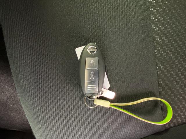 ノート Ｘ　アラウンドビュー／純正ＳＤナビ／衝突軽減／レーンキープ／コーナーセンサー／スマート＆プッシュ／スマートミラー／ＣＤ／ＤＶＤ／Ｂｌｕｅｔｏｏｔｈ／フルセグＴＶ／ｉ－ｓｔｏｐ／Ｍサーバー／オートハイビーム（26枚目）