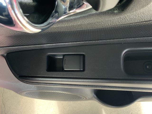 ノート Ｘ　アラウンドビュー／純正ＳＤナビ／衝突軽減／レーンキープ／コーナーセンサー／スマート＆プッシュ／スマートミラー／ＣＤ／ＤＶＤ／Ｂｌｕｅｔｏｏｔｈ／フルセグＴＶ／ｉ－ｓｔｏｐ／Ｍサーバー／オートハイビーム（34枚目）