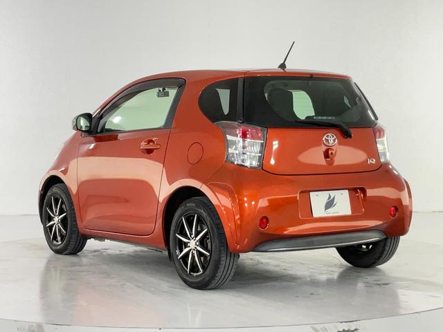 ｉＱ １３０Ｇ　後期型／シーケンシャルシフトマチック７ＣＶＴ／フロントフォグランプ／デジタル表示プッシュ式ＡＡＣ／スマートキー・プッシュスタート／社外ＳＤナビ／フルセグＴＶ／ＤＶＤ／Ｂｌｕｅｔｏｏｔｈ／前後ドラレコ（10枚目）