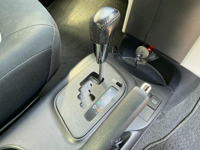 ｉＱ １３０Ｇ　後期型／シーケンシャルシフトマチック７ＣＶＴ／フロントフォグランプ／デジタル表示プッシュ式ＡＡＣ／スマートキー・プッシュスタート／社外ＳＤナビ／フルセグＴＶ／ＤＶＤ／Ｂｌｕｅｔｏｏｔｈ／前後ドラレコ（31枚目）