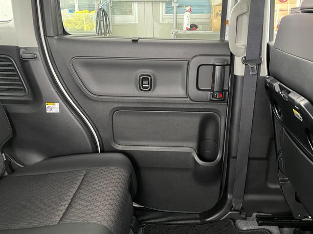 スペーシアカスタム ハイブリッドXSターボ ハーフレザー/両側電動/ナビ/セーフティサポート/衝突軽減/誤発進抑制/CD/DVD/TV/BT/SD/USB/Mサーバー/Bカメラ/ETC/LED/ATハイビーム/シートヒーター/レーダークルーズ(61枚目)