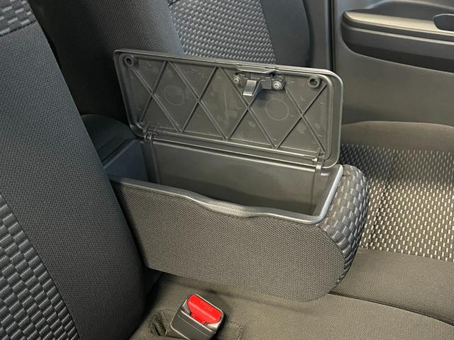 ウェイク ＬリミテッドＳＡＩＩＩ　ナビ／全周囲カメラ／両側電動スライド／スマアシ３／衝突軽減／誤発進抑制／レーンキープ／ソナー／Ｂｌｕｅｔｏｏｔｈ／ＣＤ／ＤＶＤ／フルセグＴＶ／ＵＳＢ／ＳＤ／プッシュスタート／ＬＥＤヘッド／フォグ（32枚目）