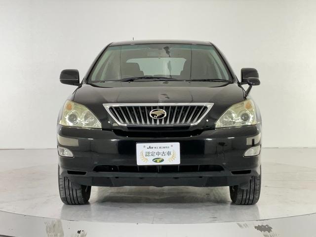 ハリアー ２４０Ｇ　Ｌパッケージアルカンターラセレクション　ワンオーナー／特別仕様車／アルカンターラシート／バックカメラ／ＥＴＣ／パワーシート／電動リアゲート／キーレス／ＣＤ／ＤＶＤ／ＨＩＤヘッドランプ／フォグ／純正１７インチアルミ／ウッドコンビハンドル（5枚目）