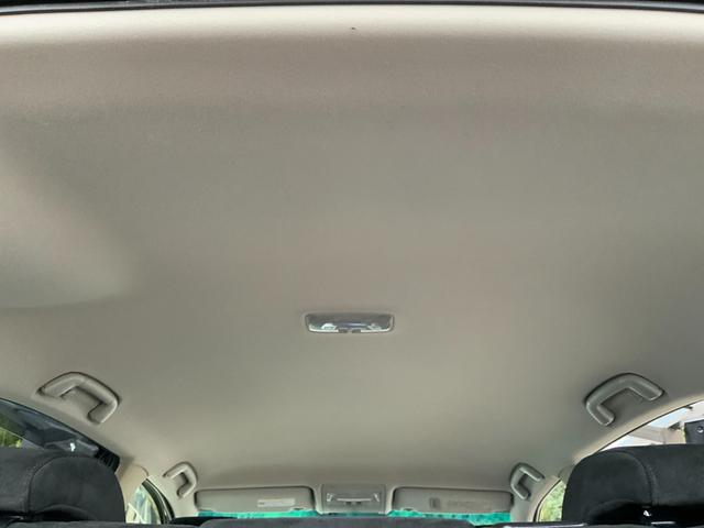 ハリアー ２４０Ｇ　Ｌパッケージアルカンターラセレクション　ワンオーナー／特別仕様車／アルカンターラシート／バックカメラ／ＥＴＣ／パワーシート／電動リアゲート／キーレス／ＣＤ／ＤＶＤ／ＨＩＤヘッドランプ／フォグ／純正１７インチアルミ／ウッドコンビハンドル（30枚目）