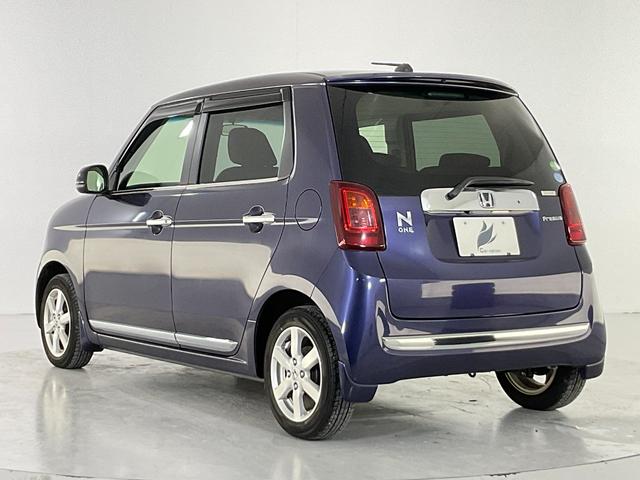 N-ONE プレミアム 純正ナビ/バックカメラ/合皮コンビシート/ETC/HIDヘッドランプ/LEDフォグ/スマートキー/Bluetooth/フルセグTV/CD/DVD/プッシュスタート/i-stop/純正14インチアルミ(11枚目)