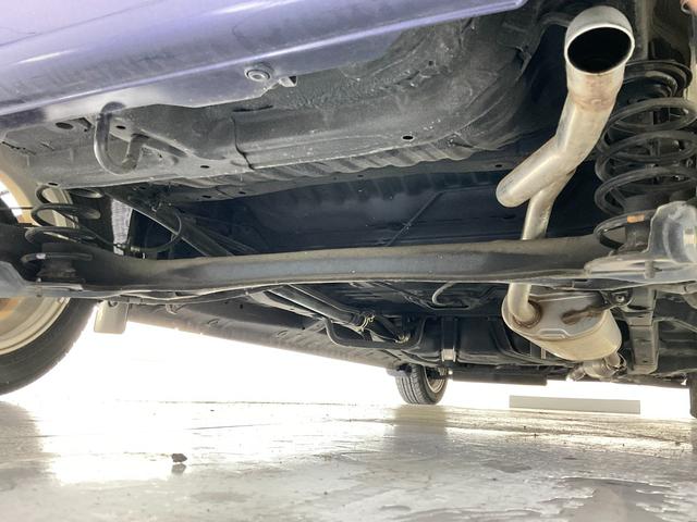 N-ONE プレミアム 純正ナビ/バックカメラ/合皮コンビシート/ETC/HIDヘッドランプ/LEDフォグ/スマートキー/Bluetooth/フルセグTV/CD/DVD/プッシュスタート/i-stop/純正14インチアルミ(15枚目)